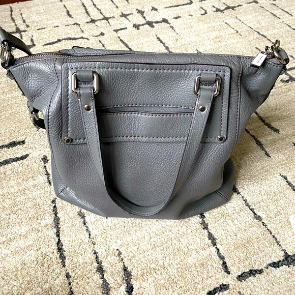 Michael Kors Pebbled Leather Gilmore Tote - Picture 5 of 8